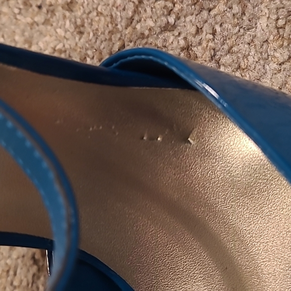 Xhilaration heels - Picture 2 of 3